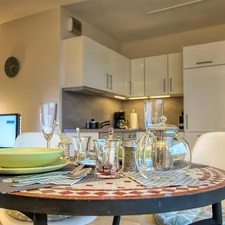 - Haus A, App 0a0303 Apartment
